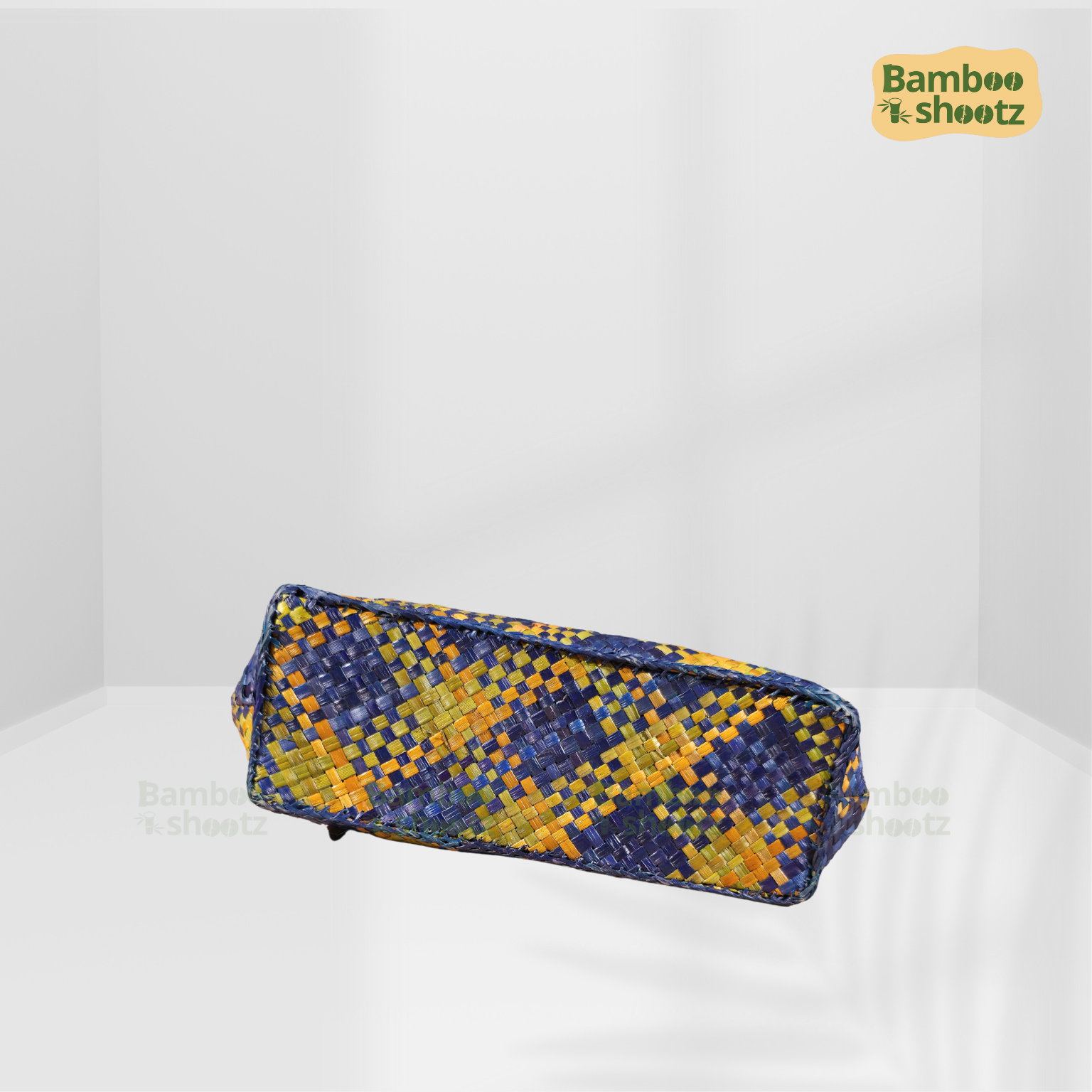 Screwpine Indoors Tote bag Checked Blue x Sandal