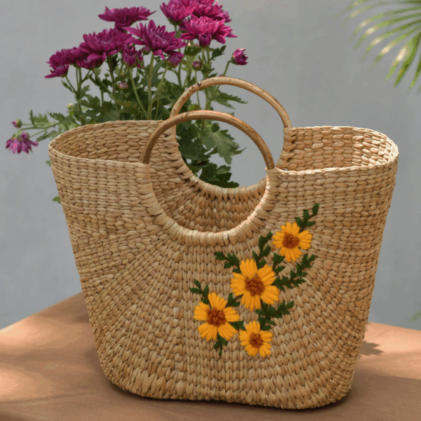 Kouna Grass Bag Items - Image 6