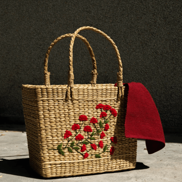 Kouna Grass Bag Items - Image 4